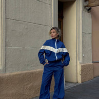 Damen sportlicher Funktionsanzug mit hohem Kragen und elastischen Bündchen WW