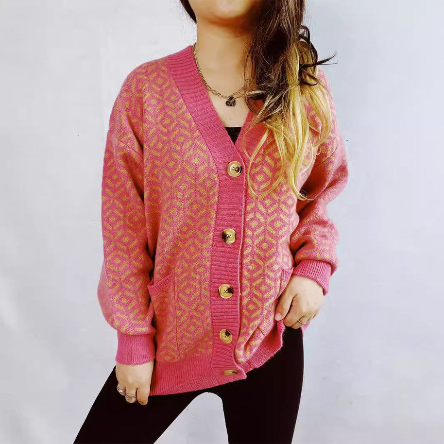 Damen Strickjacke mit geometrischem Muster und Knopfdetails WW