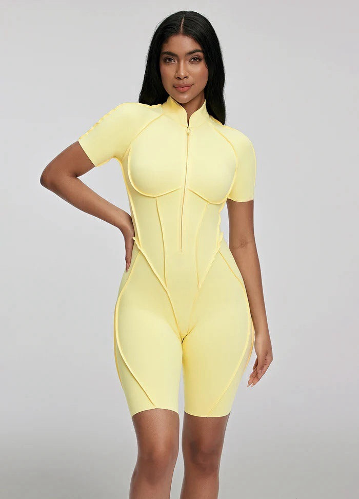 Damen sportlicher Einteiler mit Reißverschluss und kurzen Ärmeln WW