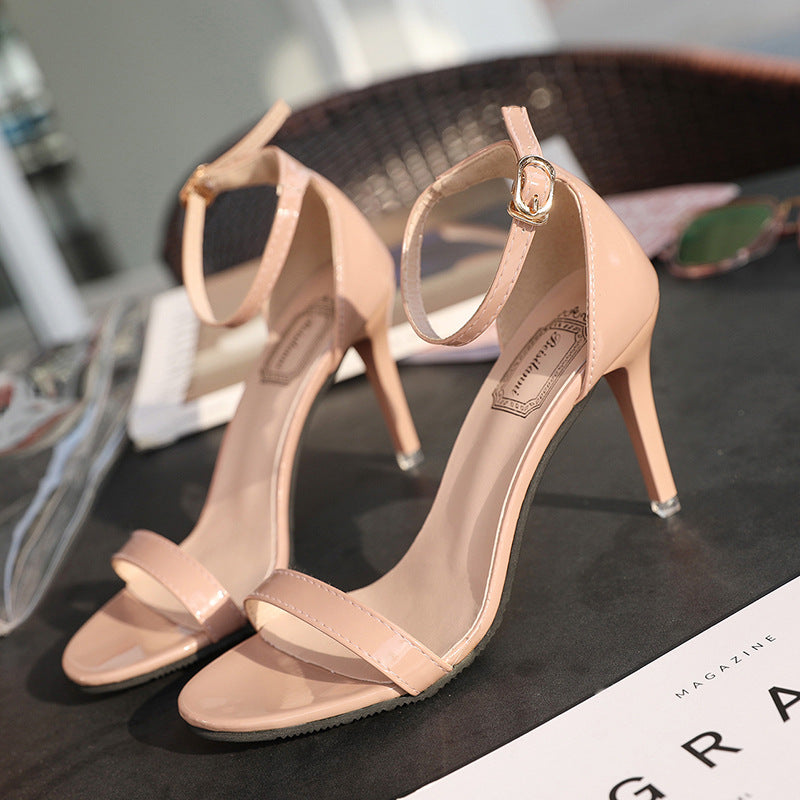 Damen elegante High-Heels mit glänzender Front und jedem Anlass passenden Knöchelriemen WW