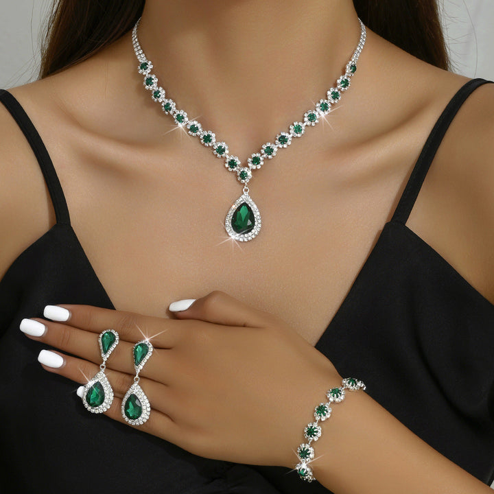 W&W Mode - Galvanisiertes Strass-Schmuckset