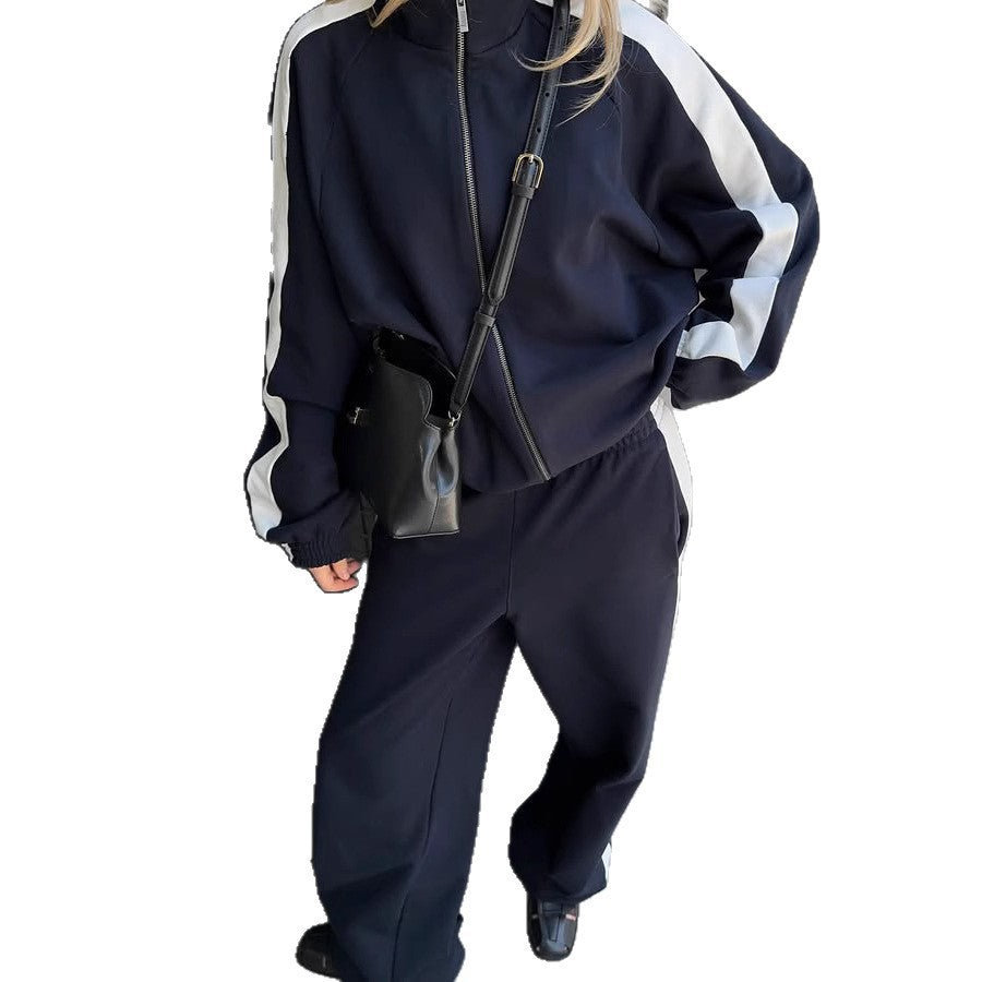 Damen sportliches Set mit attraktiven Kontraststreifen und weitem Schnitt WW