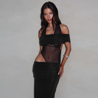 Damen Cocktailkleid mit schulterfreiem Design und raffiniertem Netz-Einsatz W&W