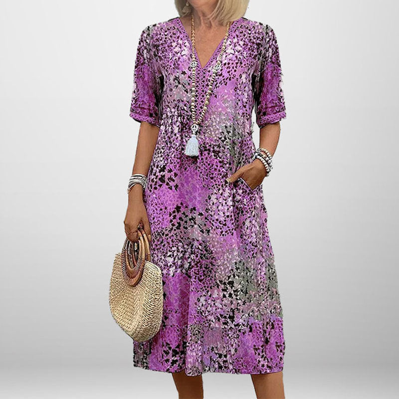 Damen Tunika-Kleid mit auffälligem Muster und modernem V-Ausschnitt W&W Mode