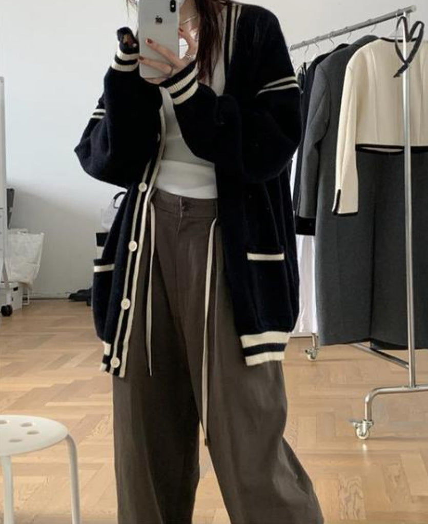 Damen bequeme Strickjacke mit lässigem Schnitt und dekorativem Streifen WW