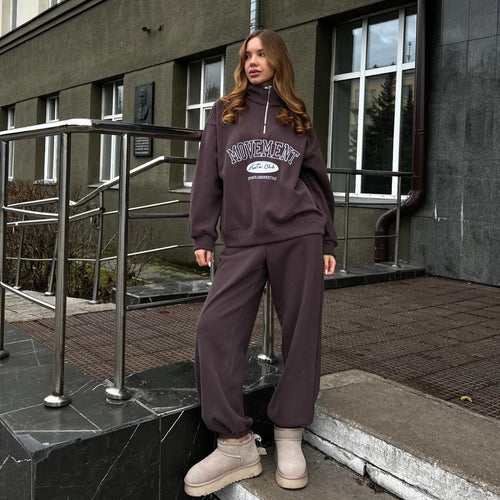 Damen sportliches Freizeitset mit halsfernem Reißverschluss und lässigem Schnitt WW