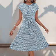 Damen Midikleid mit raffiniertem Taillengürtel und verspieltem Muster WW