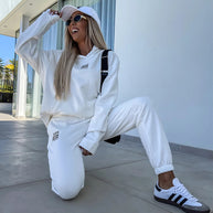 Damen sportliches Sweat-Set mit Kapuze und elastischem Bund WW
