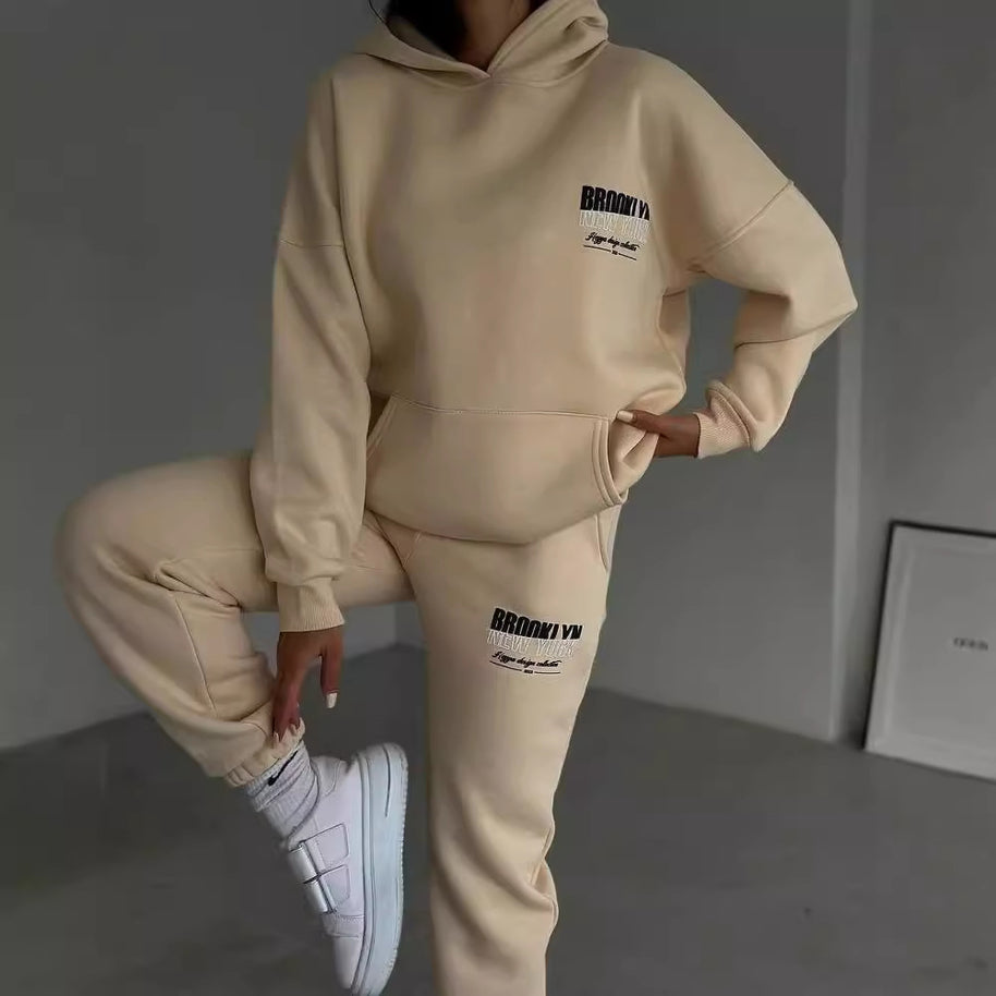 Damen lässiger Fleece-Hoodie und Jogginghose Set mit praktischem Kordelzug und hochwertiger Baumwollmischung WW