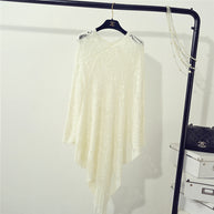 Damen Strickponcho mit auffälligem Häkelmuster und modischen Fransen WW