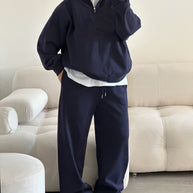 Damen Sportlicher Kapuzenpullover mit kurzer Reißverschlussöffnung WW