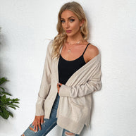Damen lässiger Strickcardigan mit tiefem V-Ausschnitt und praktischen Taschen W&W