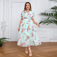 Damen Sommerliches Maxikleid mit fließendem Schnitt und gesticktem Blumenmotiv WW