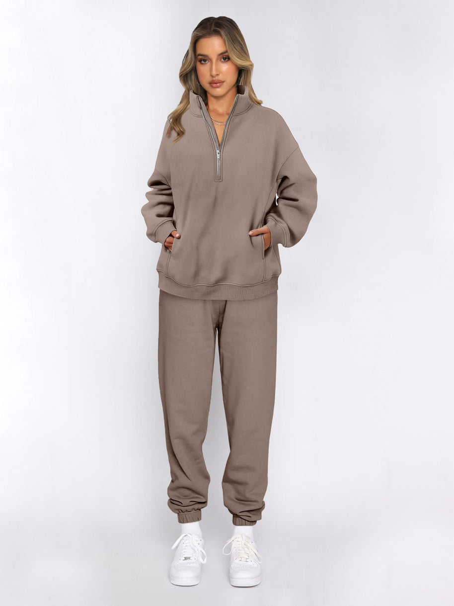Damen sportliches Freizeit-Set mit hohem Kragen und praktischen Taschen WW