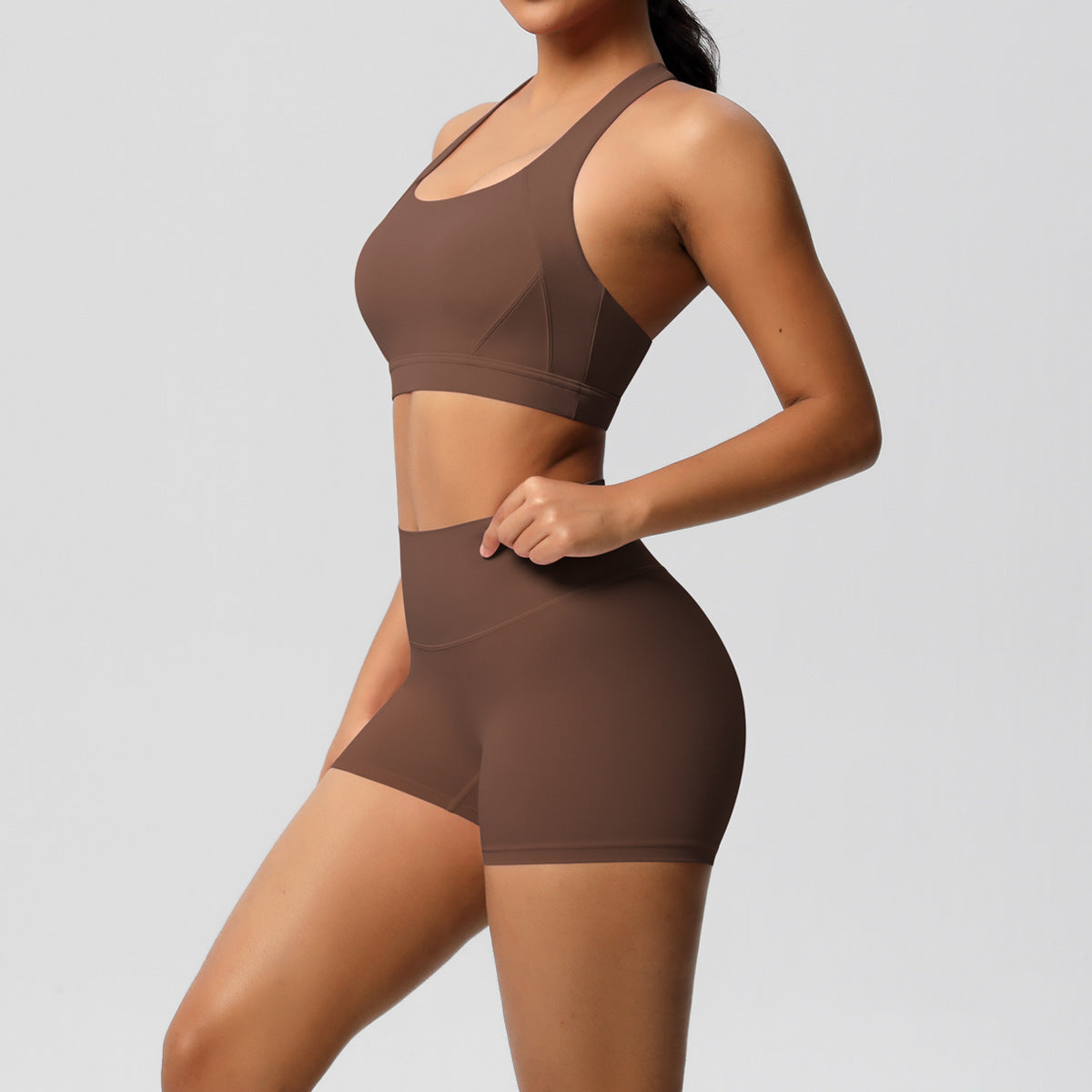 Damen Sport-BH und Hochbund-Shorts Set mit nahtloser Verarbeitung und atmungsaktiven Materialien WW