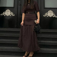 Damen Elegantes Maxikleid mit figurbetontem Oberteil und voluminösem Rock WW