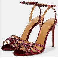 Damen atemberaubende High-Heel Knöchelriemen Sandalen mit dekorativen Perlenakzenten WW