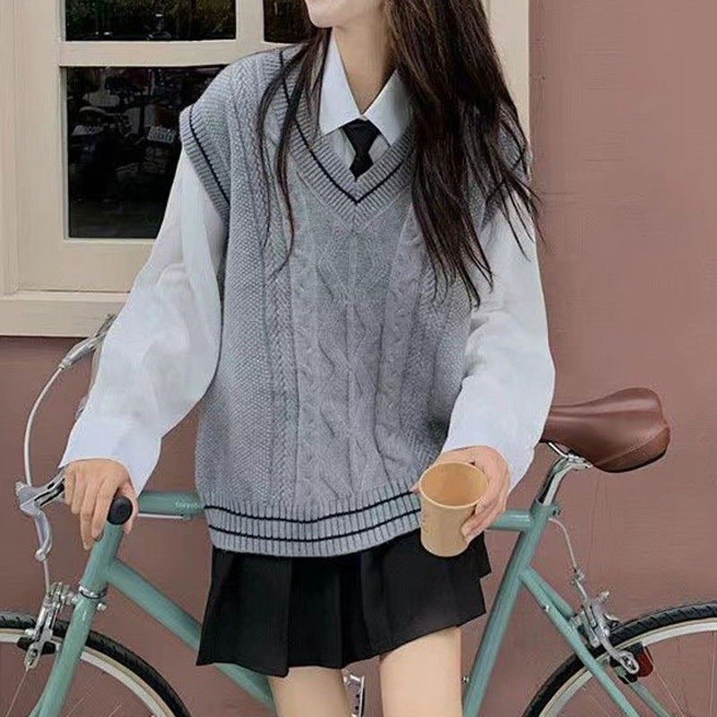 Damen Strickpullover mit V-Ausschnitt und geometrischem Zopfmuster WW