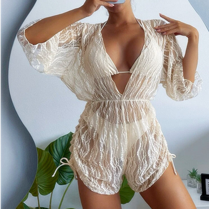 Damen Strandüberwurf mit elegantem Spitzenmuster und taillierten Details WW