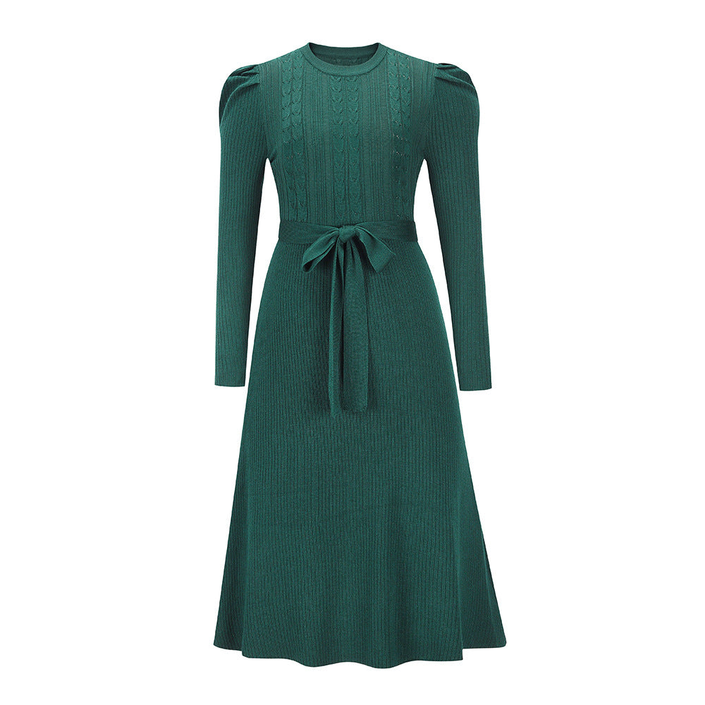 WW - Gestricktes Midikleid mit Rundhalsausschnitt