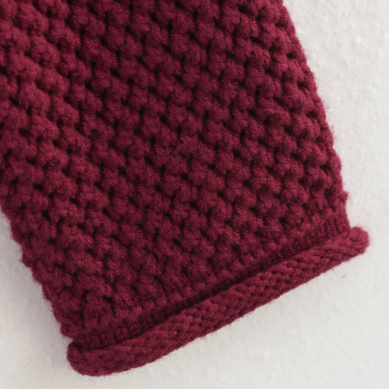 Damen Strickjacke mit dekorativen Knopfdetails und Taschen WW