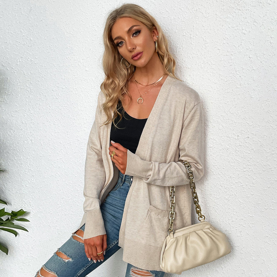 Damen lässiger Strickcardigan mit tiefem V-Ausschnitt und praktischen Taschen W&W