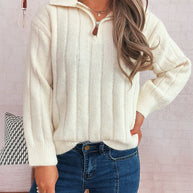 Damen Strickpullover mit kurzer Reißverschlussleiste und Wellenstruktur WW