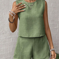 Damen lässiges Sommer-Outfit in hochwertigem Material mit ärmellosem Top und Shorts WW