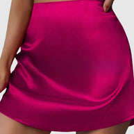 Damen Satin Minirock mit elegantem Schnitt und fließendem Fall WW