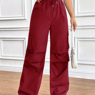 Damen Cargo-Hose mit hochmodernem Schnitt und praktischen Taschen WW