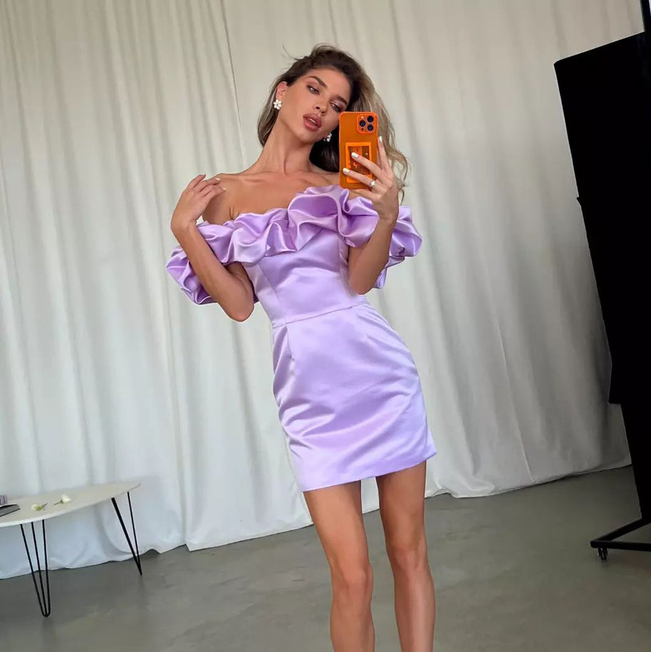 Damen Off-Shoulder Minikleid mit voluminösen Rüschen WW