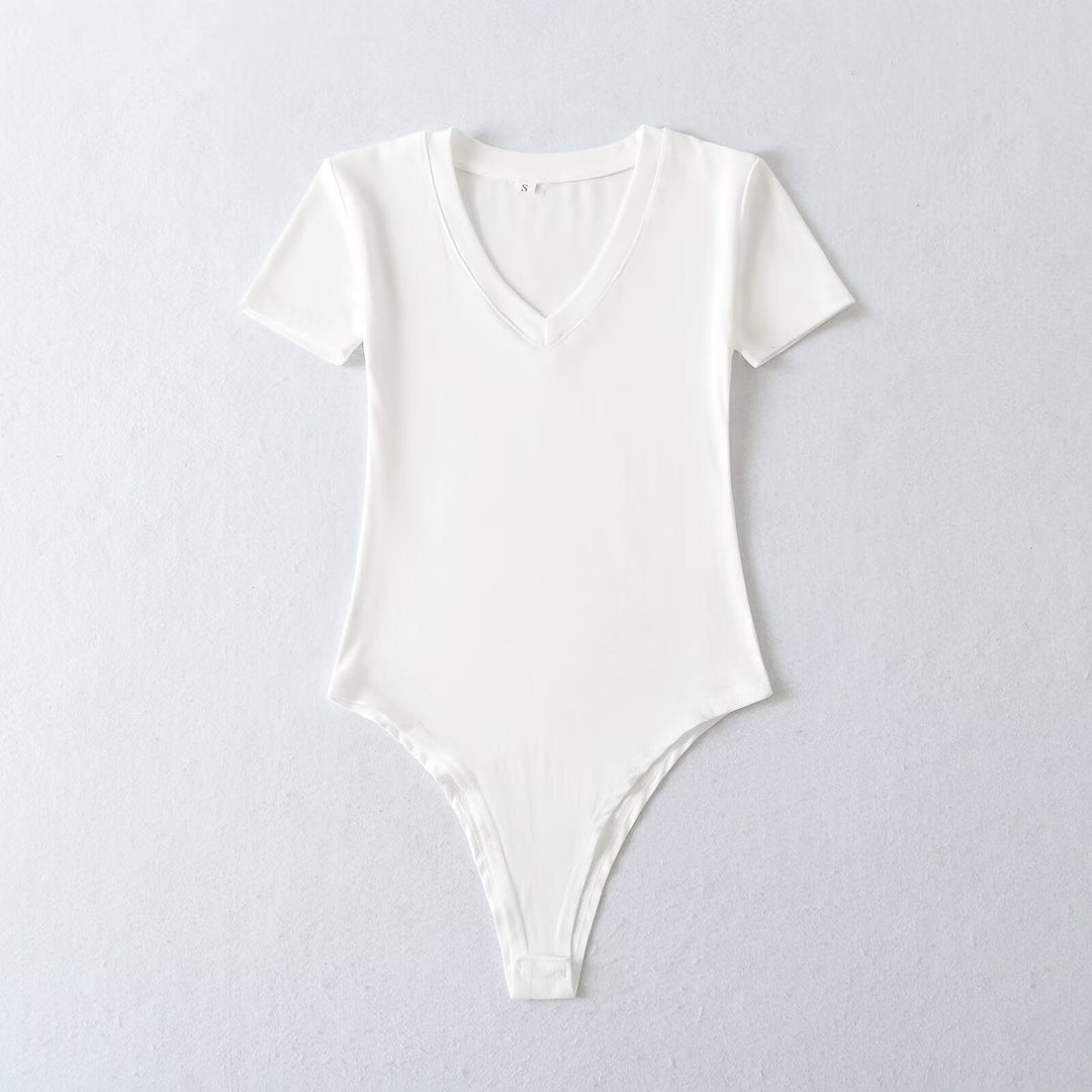 Damen Body mit tiefem V-Ausschnitt und kurzärmligem Design W&W Mode