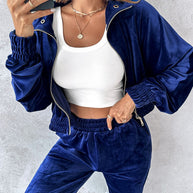 Damen Sportanzug mit weichem Samt und modernem Schnitt WW