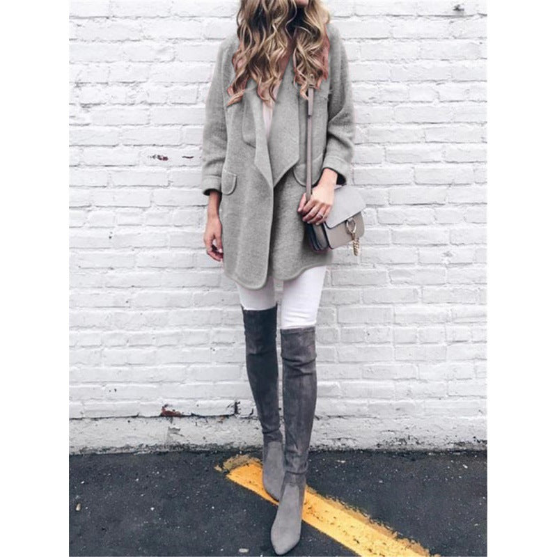 Damen Wickeljacke mit modischem Schnitt und kuscheligem Material WW