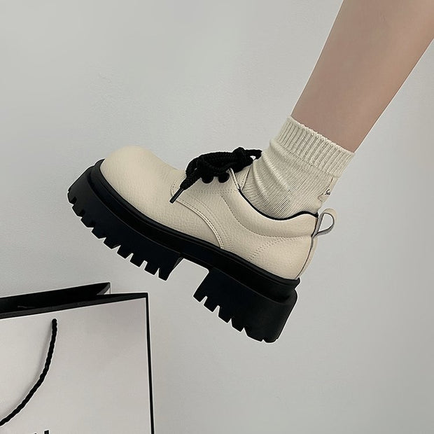 Damen Chunky Schnürschuhe mit dickem Profil und modernem Design W&W