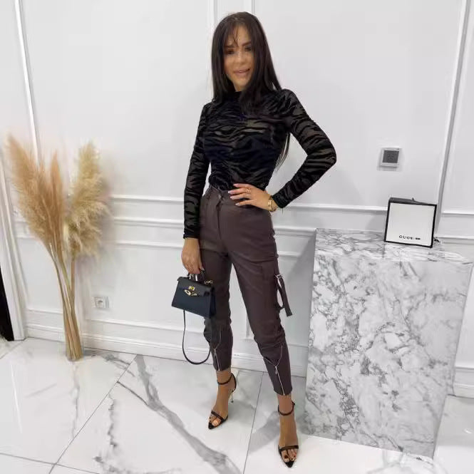 Damen wasserdichte Kunstleder-Cargo-Hose mit Reißverschlüssen und verstellbaren Bündchen WW