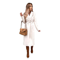 Damen eleganter Wolle-Mantel mit tailliertem Schnitt und Gürtel WW