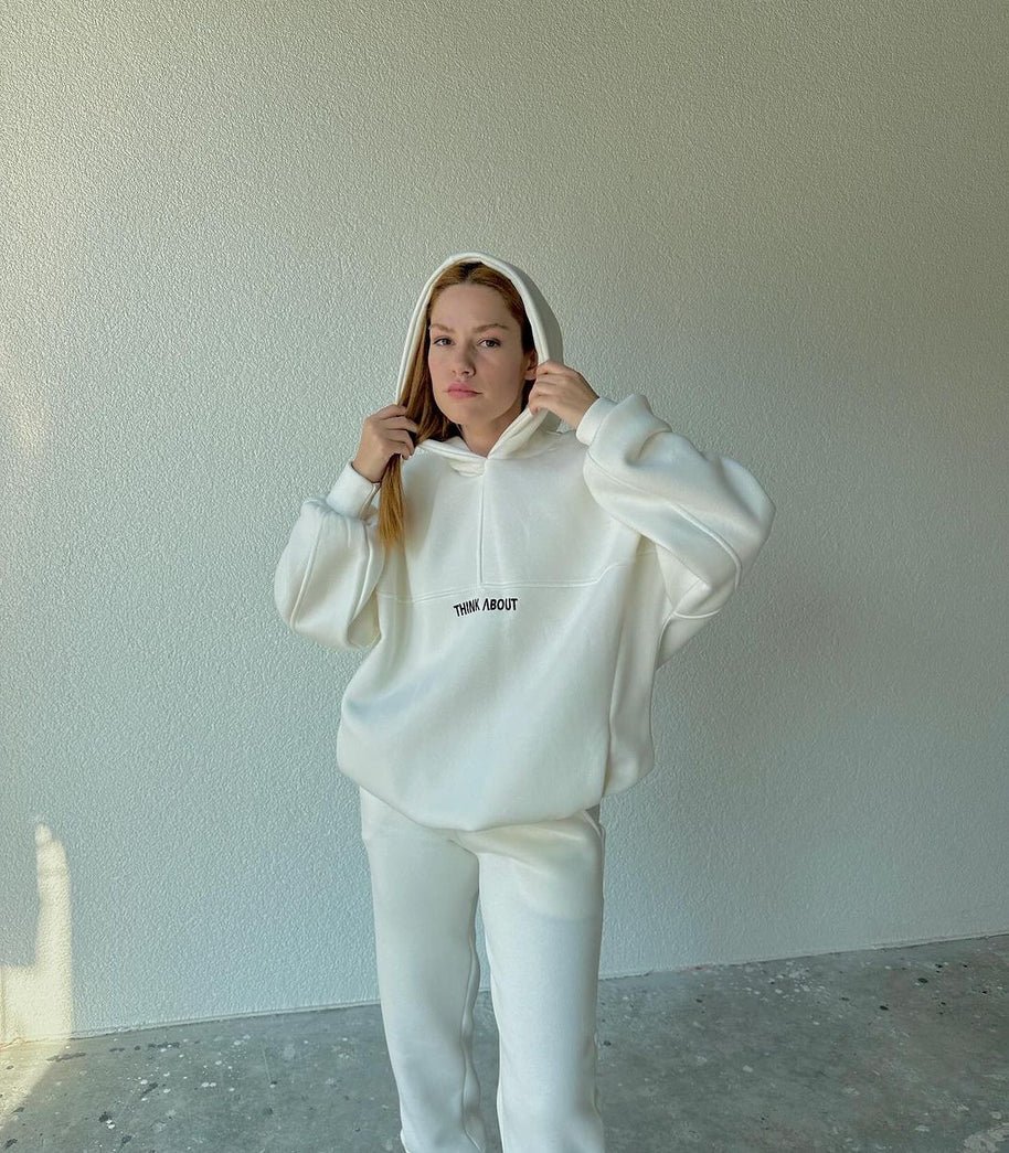 Damen bequemer Hoodie mit weitem Schnitt und praktischen Kängurutaschen WW