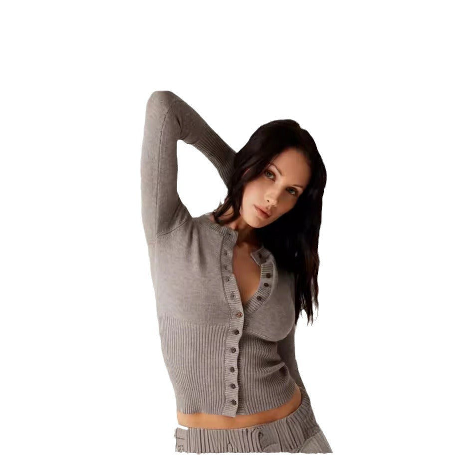 Damen Strick Set mit Knopfdetails und kurzem Schnitt WW