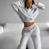 Damen sportliches Crop-Pullover-Set mit hohem Kragen und elastischem Bund WW