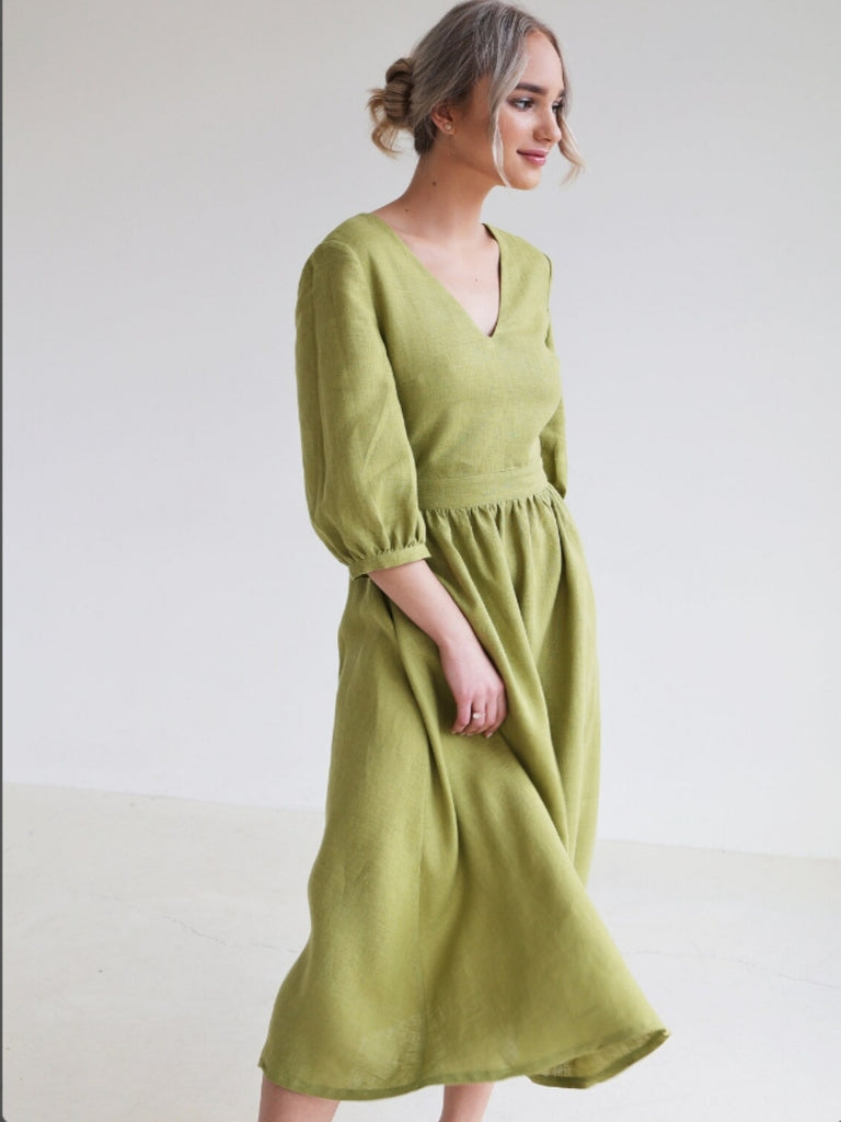 Damen Leinenkleid mit elegantem V-Ausschnitt und lockerem Schnitt WW