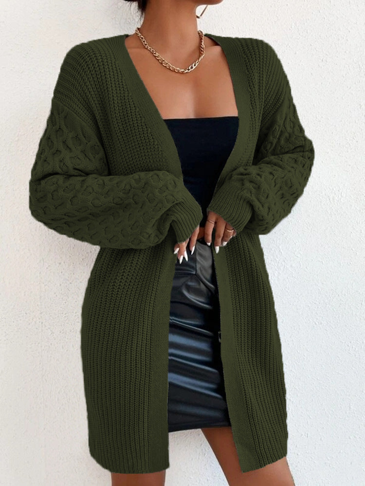 Damen Strickjacke mit raffiniertem Zopfmuster und lässigem Schnitt WW