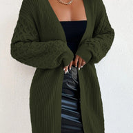 Damen Strickjacke mit raffiniertem Zopfmuster und lässigem Schnitt WW