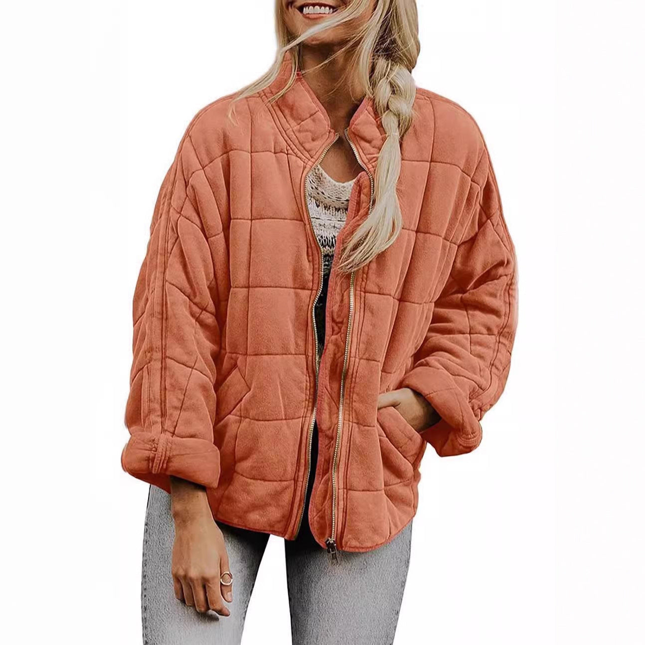 Damen Steppjacke mit hochschließendem Kragen und praktischen Tasche WW