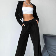 Damen Sportliches Freizeit-Set mit lässiger Kapuzenjacke und weit geschnittenen Hosen WW