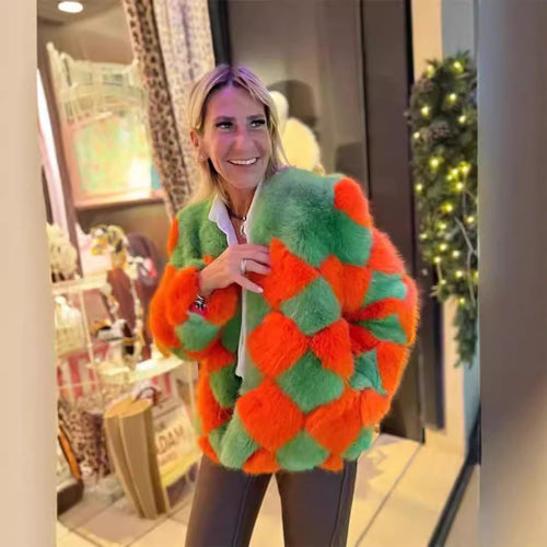Damen auffällige Kunstpelzjacke mit innovativem Karomuster und kurzem Schnitt WW