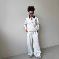 Damen sportlicher Freizeitanzug mit modischem Kragen und weiten Beinen WW