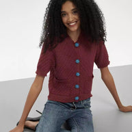 Damen Strickjacke mit aufwendigem Strukturmuster und dekorativen Knöpfen WW