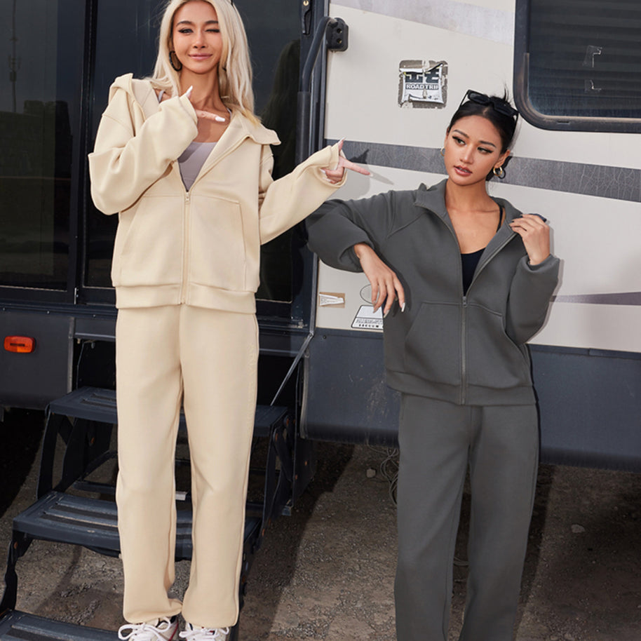 Damen sportlicher Fleece-Trainingsanzug mit Reißverschluss und hohem Kragen WW