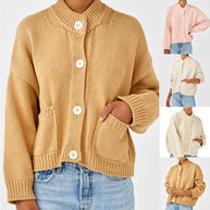 Damen Strickjacke im lässigen Schnitt mit Knopfdetails WW